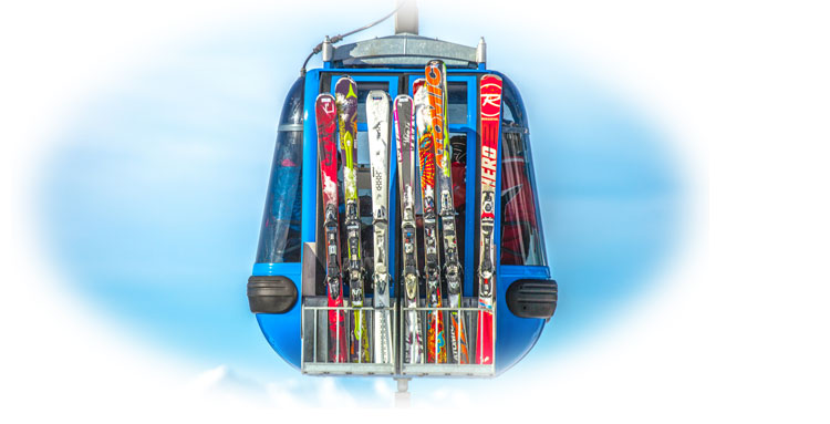 Mit der TravelSecure Ski- und Snowboardversicherung ist Ihre teure Wintersportausrüstung bestens abgesichert